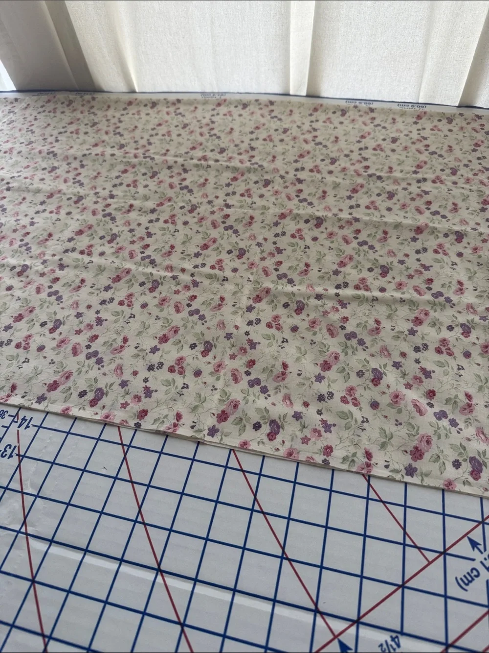 Vintage 90s Floral Fabric 1 3/4+ Yds x 44 Pink Purple Roses Lightweight